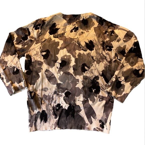 Express Design Studio sweater - Picture 7 of 10